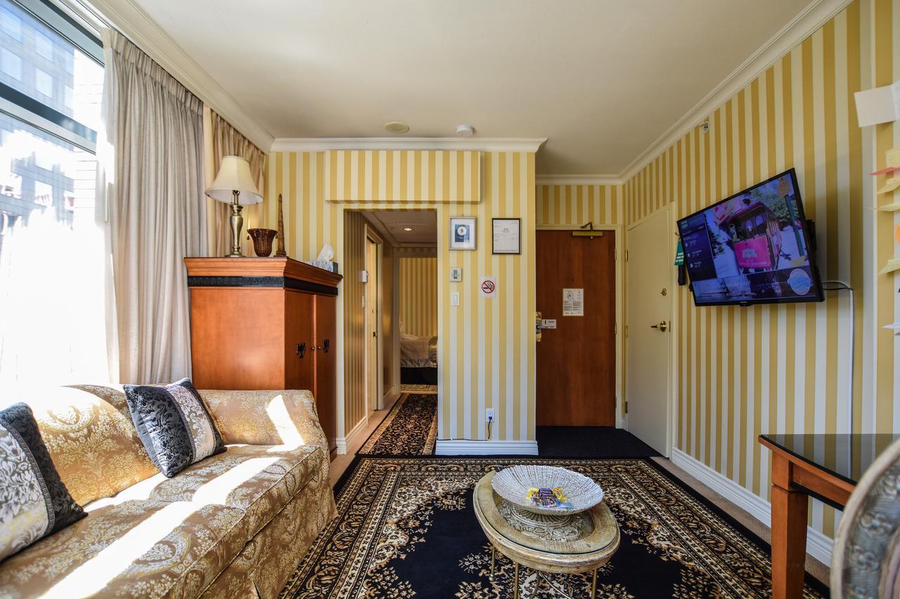 Boutique Suites - Ванкувер Экстерьер фото